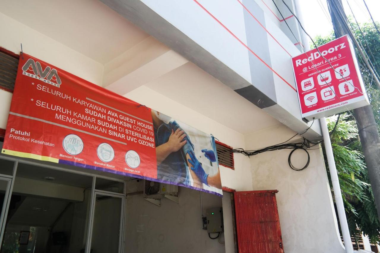 Reddoorz At Jalan Somba Opu Losari Makassar Exterior foto